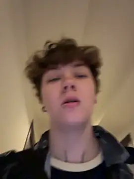 Snapshot of IceMur chatting on March 2026 02:39:02 AM IceMur online show from March 2026 02:39:02 AM