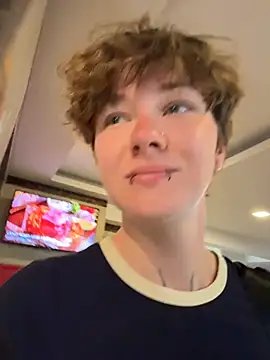 Snapshot of IceMur chatting on March 2026 02:13:01 AM IceMur online show from March 2026 02:13:01 AM