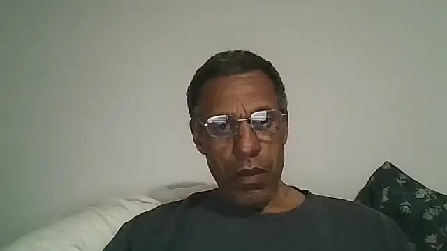 swimmer2496 online show from May 2026 02:50:02 AM