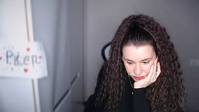 Snapshot of Milky-wey chatting on February 2026 06:22:01 PM Milky-wey online show from February 2026 06:22:01 PM