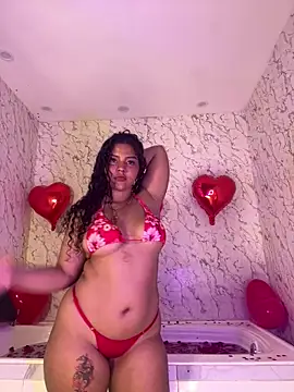 Snapshot of Fatima_senghor chatting on February 2026 08:59:01 PM Fatima senghor online show from February 2026 08:59:01 PM