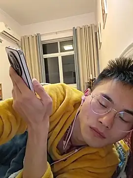 Snapshot of Aint686 chatting on February 2026 02:02:02 PM Aint686 online show from February 2026 02:02:02 PM