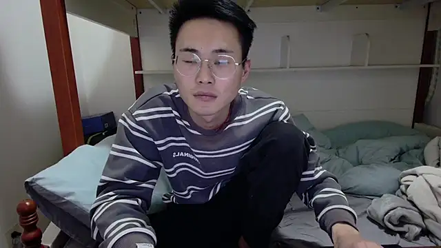 Snapshot of Aint686 chatting on March 2026 01:28:01 PM Aint686 online show from March 2026 01:28:01 PM