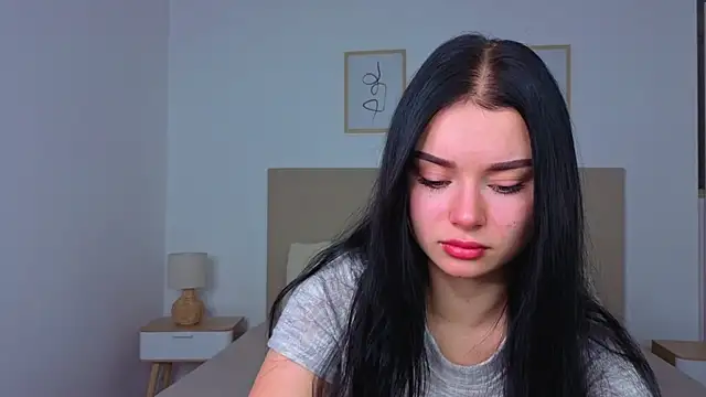 Snapshot of Silena_sky chatting on January 2026 01:59:02 PM Silena sky online show from January 2026 01:59:02 PM