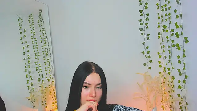 Snapshot of Silena_sky chatting on February 2026 02:02:01 PM Silena sky online show from February 2026 02:02:01 PM