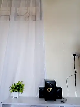 Snapshot of Silk_Hennessy chatting on February 2026 10:44:02 AM Silk Hennessy online show from February 2026 10:44:02 AM