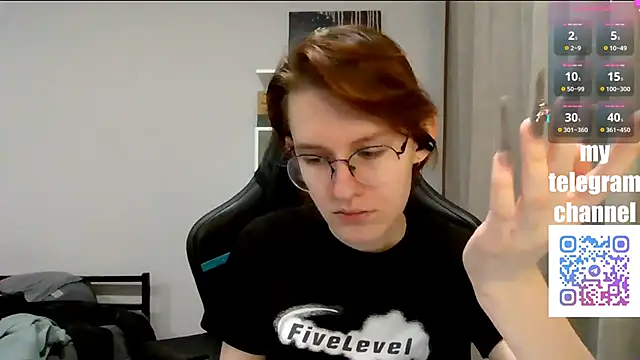 Snapshot of PetralPrime chatting on February 2026 05:40:02 PM PetralPrime online show from February 2026 05:40:02 PM