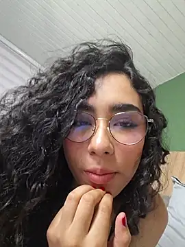 Snapshot of scarlett25__ chatting on April 2026 08:26:01 PM scarlett25 online show from April 2026 08:26:01 PM