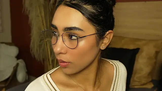 Snapshot of scarlett25__ chatting on May 2026 07:55:02 PM scarlett25 online show from May 2026 07:55:02 PM