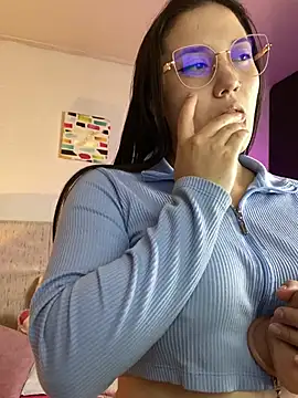 Snapshot of Abby_pink1 chatting on February 2026 04:09:02 AM Abby pink1 online show from February 2026 04:09:02 AM