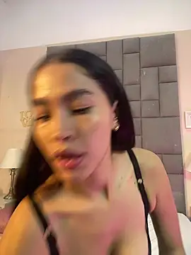 Snapshot of JuliaaVega chatting on February 2026 02:10:01 PM JuliaaVega online show from February 2026 02:10:01 PM