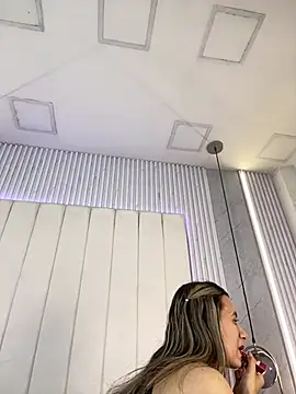 JuliaColemann online show from February 2026 12:12:01 PM