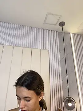 JuliaColemann online show from May 2026 11:59:01 AM