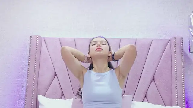 Snapshot of RoxanaAngel chatting on February 2026 11:53:02 AM RoxanaAngel online show from February 2026 11:53:02 AM