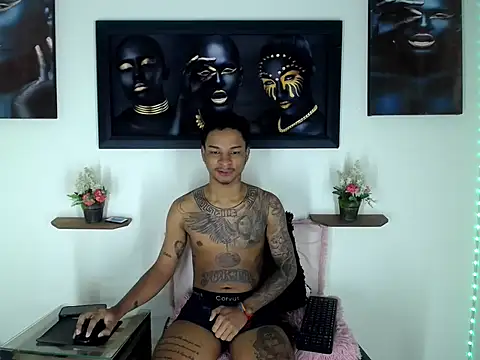 Snapshot of Tatoo_Noah chatting on January 2026 02:10:01 PM Tatoo Noah online show from January 2026 02:10:01 PM