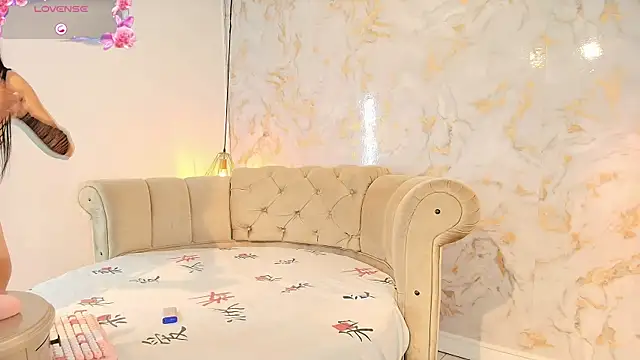 tifanibrown online show from February 2026 01:16:01 PM