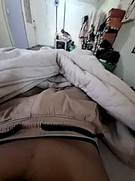 Snapshot of Charlyx-20 chatting on April 2026 01:49:01 PM Charlyx-20 online show from April 2026 01:49:01 PM