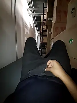 Snapshot of Charlyx-20 chatting on April 2026 12:49:02 AM Charlyx-20 online show from April 2026 12:49:02 AM