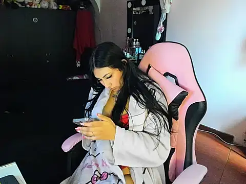 Snapshot of sofii_1219 chatting on April 2026 06:26:01 PM sofii 1219 online show from April 2026 06:26:01 PM