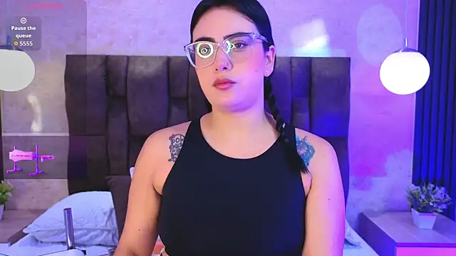 vicky grey online show from March 2026 12:16:01 PM