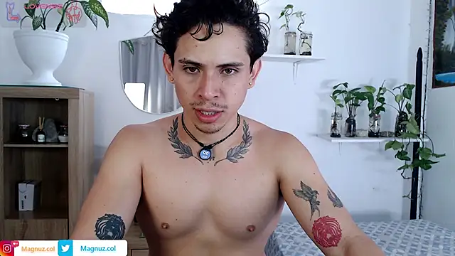 Magnuz Col online show from May 2026 12:11:02 PM