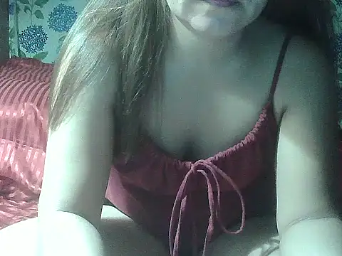 Snapshot of juliana_babe chatting on April 2026 11:27:02 PM juliana babe online show from April 2026 11:27:02 PM