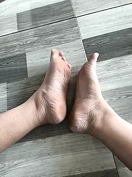 Snapshot of Pussy-xx chatting on January 2026 05:55:01 AM Pussy-xx online show from January 2026 05:55:01 AM