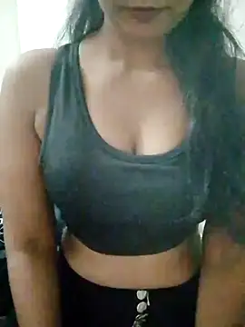 Snapshot of Ayesha_Khan1 chatting on February 2026 04:22:01 AM Ayesha Khan1 online show from February 2026 04:22:01 AM