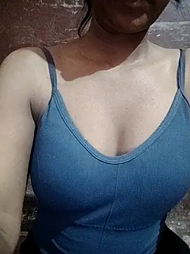 Ayesha Khan1 online show from May 2026 03:56:02 AM