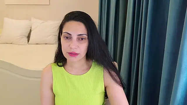 LovelyBeatrice online show from July 2026 06:32:02 PM