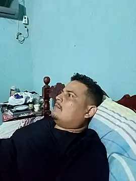 Snapshot of THONETE chatting on January 2026 11:47:02 AM THONETE online show from January 2026 11:47:02 AM