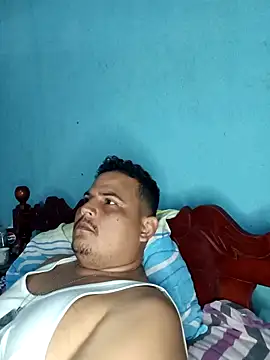 Snapshot of THONETE chatting on January 2026 12:36:02 AM THONETE online show from January 2026 12:36:02 AM