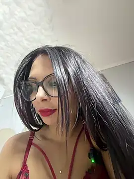 HiddendesireXO01 online show from July 2026 06:48:01 PM