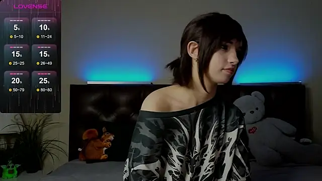 Snapshot of m_Suika_m chatting on February 2026 03:04:01 PM m Suika m online show from February 2026 03:04:01 PM