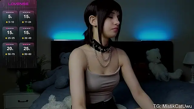 Snapshot of m_Suika_m chatting on February 2026 04:14:01 PM m Suika m online show from February 2026 04:14:01 PM