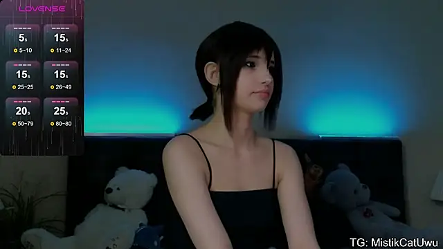 Snapshot of m_Suika_m chatting on February 2026 02:39:02 PM m Suika m online show from February 2026 02:39:02 PM