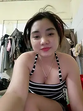 Snapshot of Pinks_cool chatting on August 2026 02:33:02 PM Pinks cool online show from August 2026 02:33:02 PM