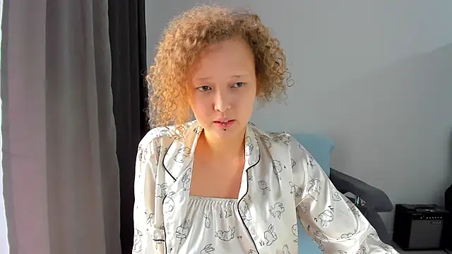 Snapshot of Senya_Sol chatting on February 2026 09:38:01 AM Senya Sol online show from February 2026 09:38:01 AM