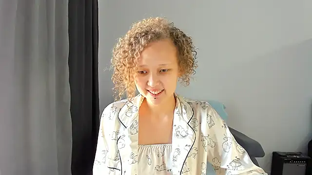 Snapshot of Senya_Sol chatting on February 2026 08:24:02 AM Senya Sol online show from February 2026 08:24:02 AM