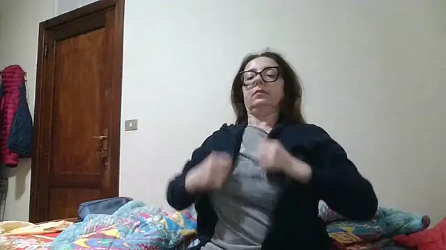 Miasexmilf online show from May 2026 11:01:04 PM