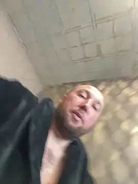 Lubovnikii online show from February 2026 04:10:02 PM