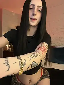 Snapshot of bellaxlauren chatting on January 2026 11:36:01 PM bellaxlauren online show from January 2026 11:36:01 PM