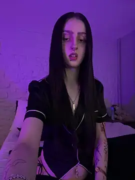 Snapshot of bellaxlauren chatting on February 2026 11:36:01 PM bellaxlauren online show from February 2026 11:36:01 PM