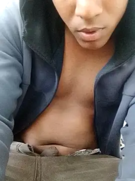 Snapshot of vergonahah chatting on April 2026 01:28:01 PM vergonahah online show from April 2026 01:28:01 PM