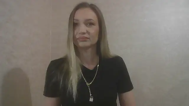 Snapshot of AureliaStar450 chatting on February 2026 09:44:02 PM AureliaStar450 online show from February 2026 09:44:02 PM