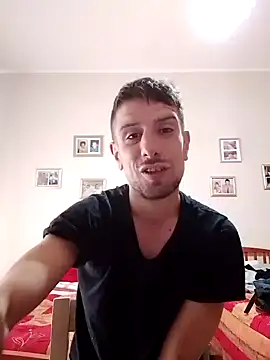 Snapshot of Mcsimotoro chatting on March 2026 12:43:02 PM Mcsimotoro online show from March 2026 12:43:02 PM