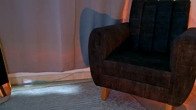 aramjones online show from April 2026 11:48:01 AM