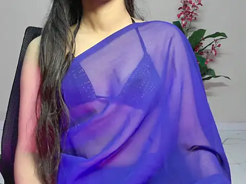 Snapshot of Saanvi_01 chatting on February 2026 04:33:01 AM Saanvi 01 online show from February 2026 04:33:01 AM