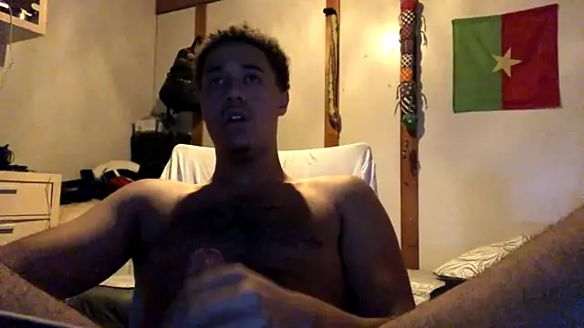 Snapshot of MaxIsNicee chatting on February 2026 01:45:01 AM MaxIsNicee online show from February 2026 01:45:01 AM