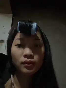 Snapshot of Lyn-be99 chatting on February 2026 01:15:01 AM Lyn-be99 online show from February 2026 01:15:01 AM